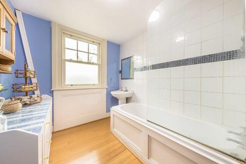 Flat 2, 3 Grasmere Road, London, SW16 2DA