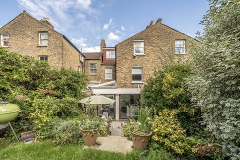 62 Whiteley Road, London, SE19 1JT