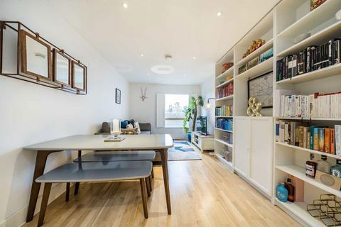 1 bedroom flat for sale, Streatham High Road, London SW16