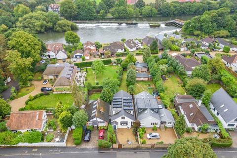 5 bedroom detached house for sale, Fordbridge Road, Sunbury-On-Thames TW16