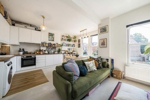 1 bedroom flat for sale, Madeira Road, London SW16