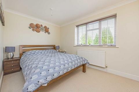 4 bedroom detached house for sale, Kenton Avenue, Sunbury-On-Thames TW16