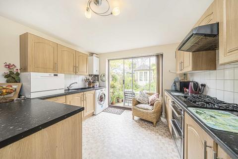 2 bedroom terraced house for sale, French Street, Sunbury-On-Thames TW16