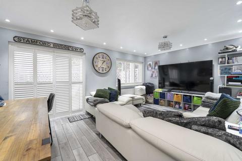 3 bedroom house for sale, Hamilton Place, Sunbury-On-Thames TW16