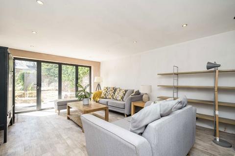 31 Green Street, Sunbury-on-thames, TW16 6RE