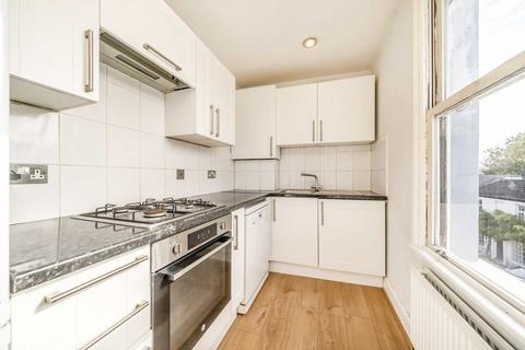 2 bedroom flat for sale, Thames Street, Sunbury-On-Thames TW16