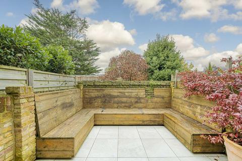 77 French Street, Sunbury-on-thames, TW16 5JL