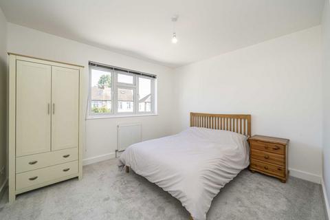 4 bedroom detached house for sale, Manor Lane, Sunbury-On-Thames TW16