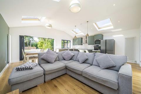 4 bedroom detached house for sale, Manor Lane, Sunbury-On-Thames TW16