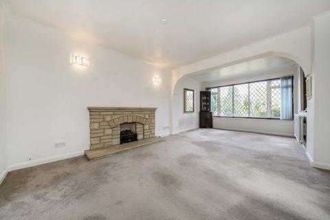 4 bedroom detached house for sale, Elizabeth Gardens, Sunbury-On-Thames TW16