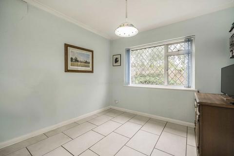 4 bedroom detached house for sale, Elizabeth Gardens, Sunbury-On-Thames TW16