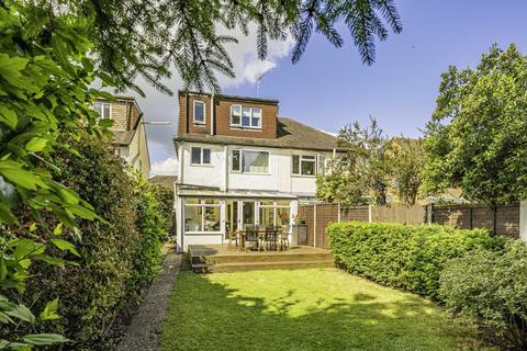 6 Beverley Road, Sunbury-on-thames, TW16 6NG