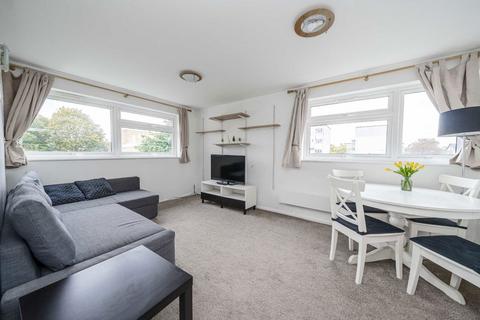 1 bedroom flat for sale, Peregrine Road, Sunbury-On-Thames TW16