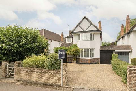 4 bedroom detached house for sale, Harfield Road, Sunbury-On-Thames TW16