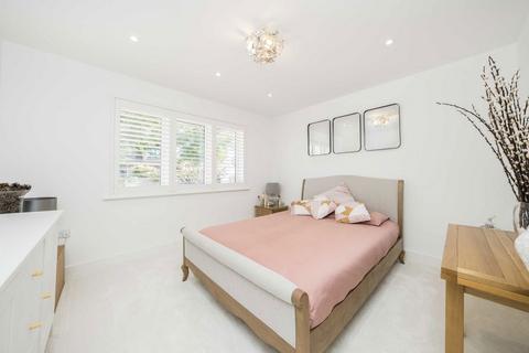 5 bedroom detached house for sale, Maryland Way, Sunbury-On-Thames TW16