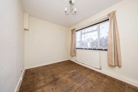 2 bedroom bungalow for sale, Maryland Way, Sunbury-On-Thames TW16