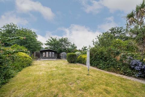 4 bedroom bungalow for sale, Kings Avenue, Sunbury-On-Thames TW16