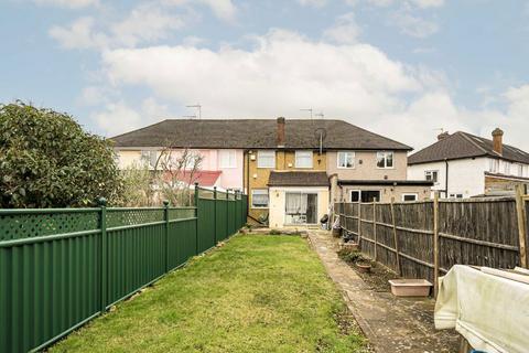 3 bedroom terraced house for sale, Evelyn Crescent, Sunbury-On-Thames TW16