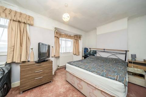 3 bedroom terraced house for sale, Evelyn Crescent, Sunbury-On-Thames TW16