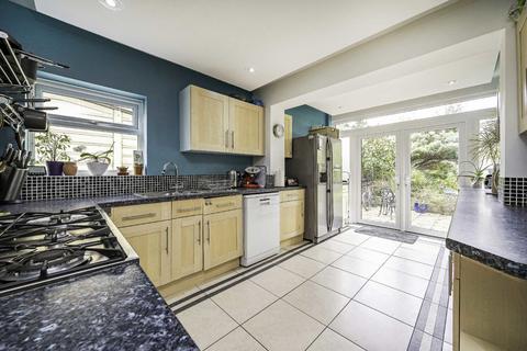 4 bedroom detached house for sale, Gaston Bridge Road, Shepperton TW17