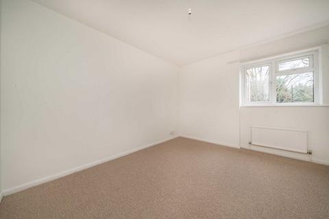 1 bedroom flat for sale, Rivermead, Kingston Upon Thames KT1