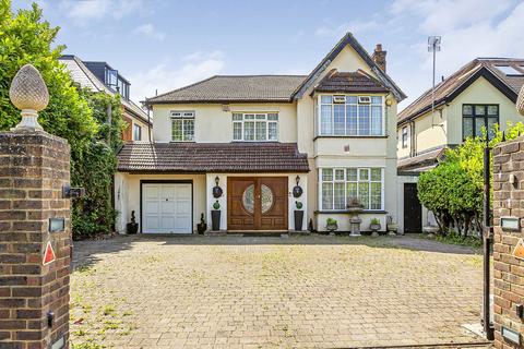 4 bedroom detached house for sale, The Avenue, Sunbury-On-Thames TW16