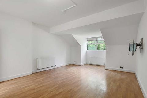 2 bedroom flat for sale, The Avenue, Surbiton KT5