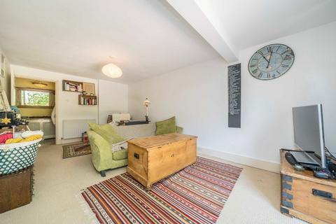 1 bedroom flat for sale, Ewell Road, Surbiton KT6