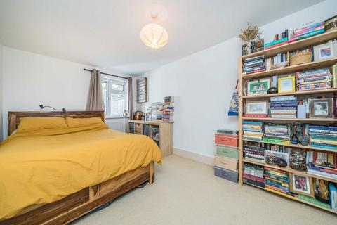 1 bedroom flat for sale, Ewell Road, Surbiton KT6