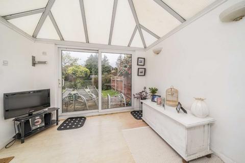 4 bedroom semi-detached house for sale, Raeburn Avenue, Surbiton KT5