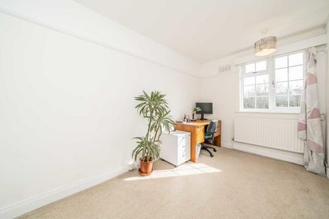 2 bedroom flat for sale, St. Marks Hill, Surbiton KT6