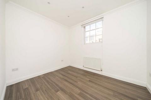 1 bedroom flat for sale, Victoria Road, Surbiton KT6