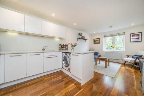 2 bedroom flat for sale, Ewell Road, Surbiton KT6