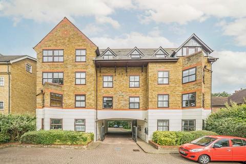 1 bedroom flat for sale, Surbiton Hill Park, Surbiton KT5