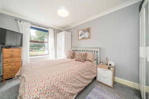 1 bedroom flat for sale, Surbiton Hill Park, Surbiton KT5