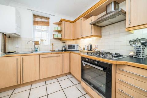 1 bedroom flat for sale, Balaclava Road, Surbiton KT6