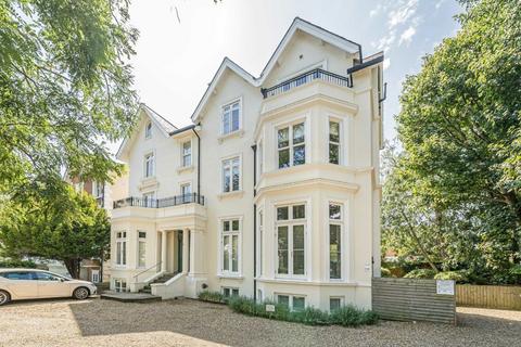 2 bedroom flat for sale, Oak Hill Road, Surbiton KT6