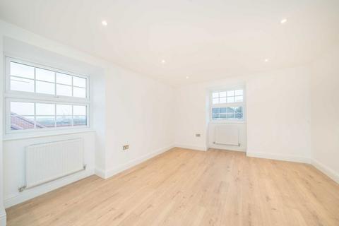 1 bedroom flat for sale, Villiers Avenue, Surbiton KT5