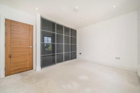 3 bedroom flat for sale, Ewell Road, Surbiton KT6