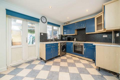 3 bedroom terraced house for sale, Sunray Avenue, Surbiton KT5