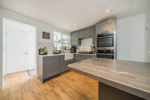 2 bedroom semi-detached house for sale, Haycroft Road, Surbiton KT6