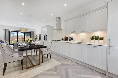 3 bedroom semi-detached house for sale, Douglas Road, Surbiton KT6