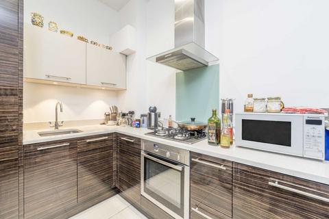 1 bedroom flat for sale, Langley Road, Surbiton KT6