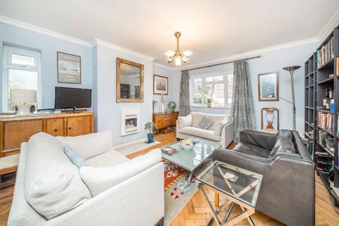 2 bedroom flat for sale, Uxbridge Road, Kingston Upon Thames KT1