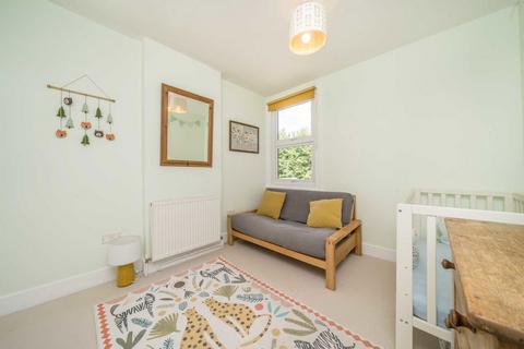 61 Beaconsfield Road, Surbiton, KT5 9AW
