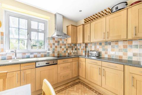 4 bedroom detached house for sale, Villiers Avenue, Surbiton KT5