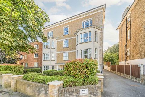 1 bedroom flat for sale, Avenue Elmers, Surbiton KT6