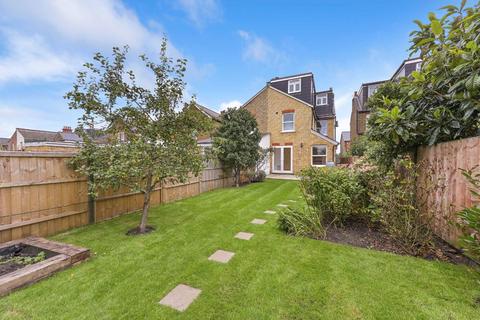 137 Douglas Road, Surbiton, KT6 7SD
