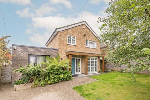 4 bedroom detached house for sale, Highfield Close, Surbiton KT6