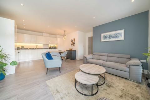 2 bedroom flat for sale, Etwell Place, Surbiton KT5